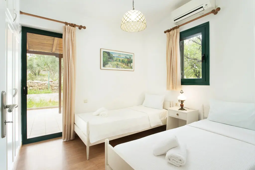 Detached House Of 110 M² In Peloponnese