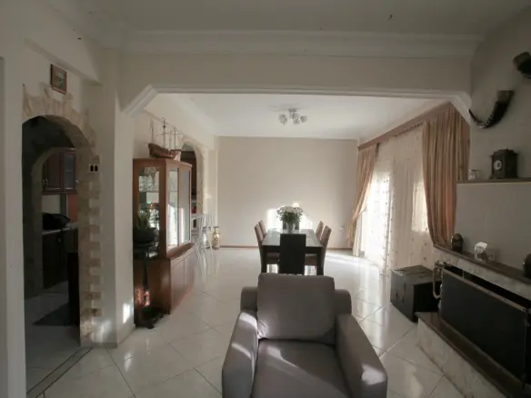 Detached House Of 157 M² In Athens