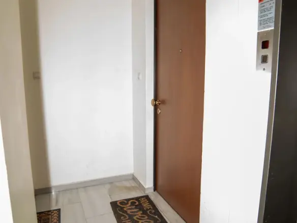 Flat Of 46 M² In Athens
