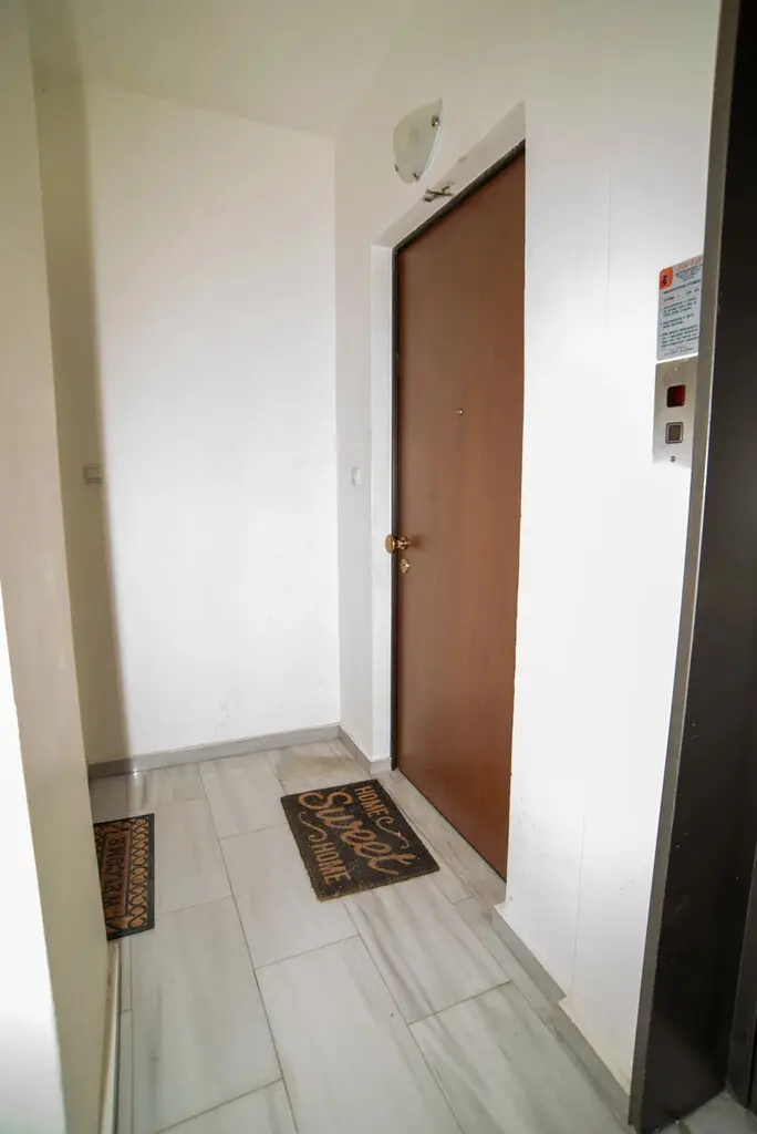 Flat Of 46 M² In Athens