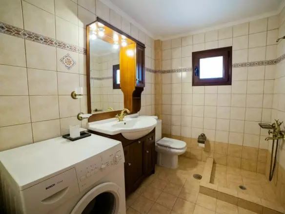 Detached House Of 180 M² In Euboea Island