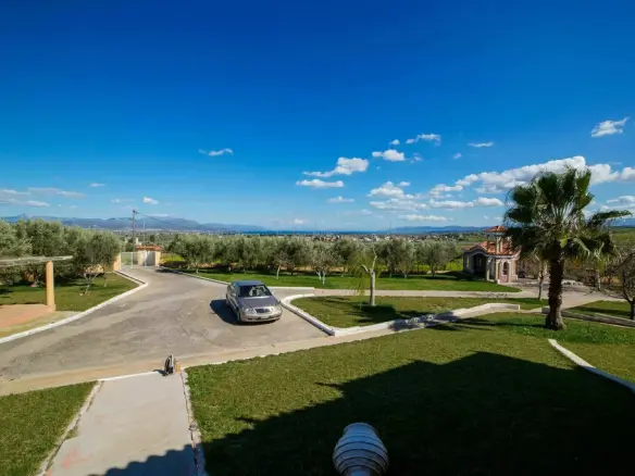 Detached House Of 180 M² In Euboea Island