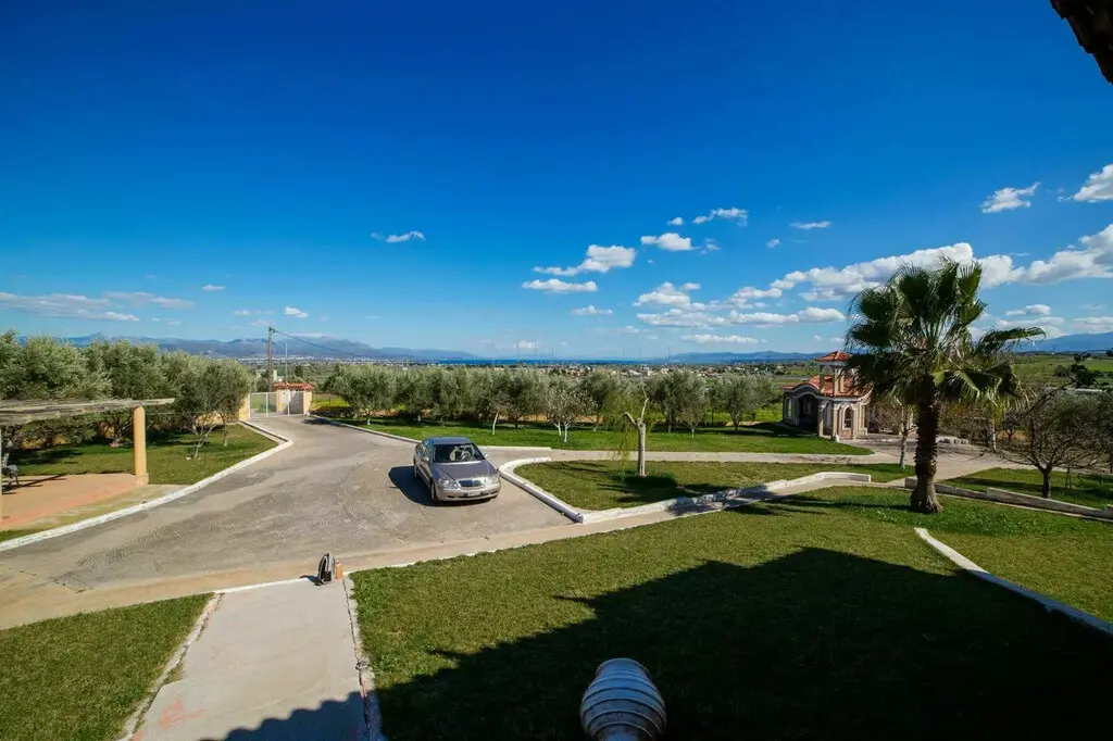 Detached House Of 180 M² In Euboea Island