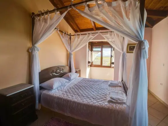 Detached House Of 180 M² In Euboea Island