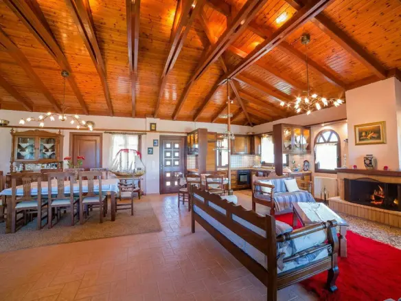 Detached House Of 180 M² In Euboea Island