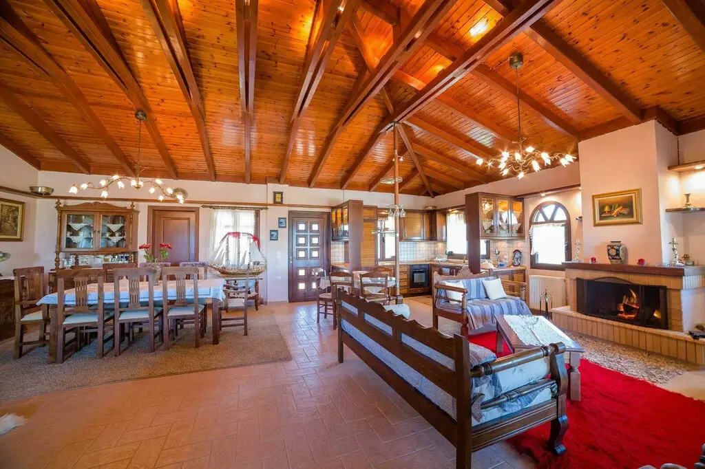 Detached House Of 180 M² In Euboea Island