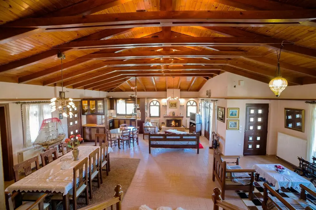 Detached House Of 180 M² In Euboea Island