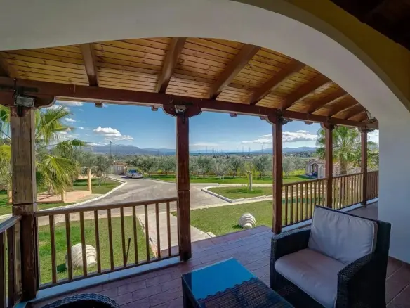 Detached House Of 180 M² In Euboea Island