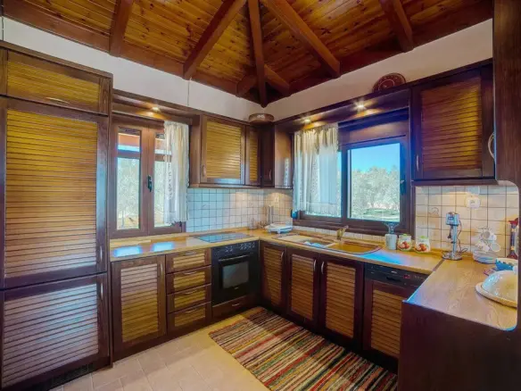 Detached House Of 180 M² In Euboea Island