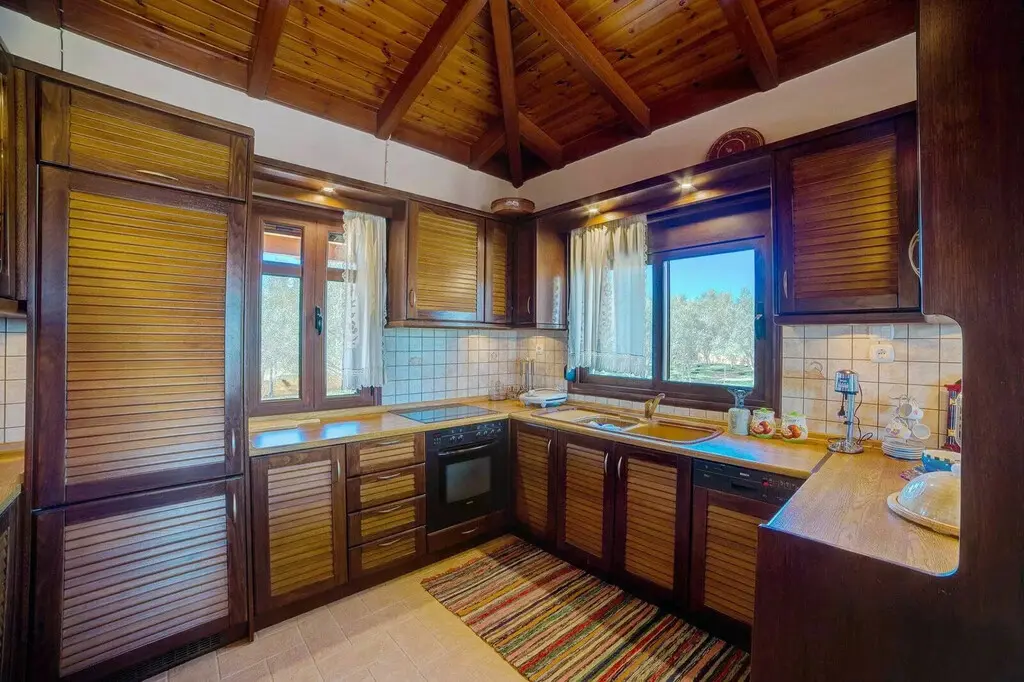 Detached House Of 180 M² In Euboea Island