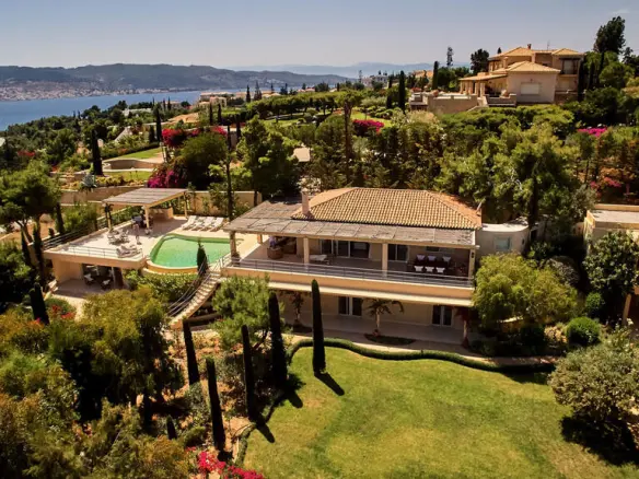 Villa Of 480 M² In Eastern Peloponnese – Ermionida