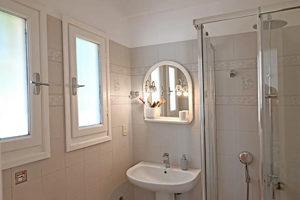 Villa Of 350 M² In Attica