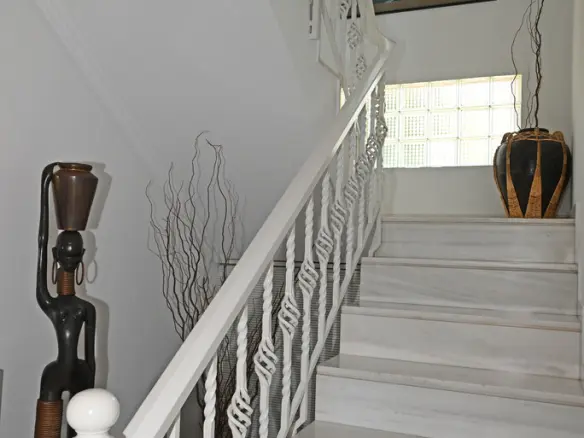 Villa Of 350 M² In Attica