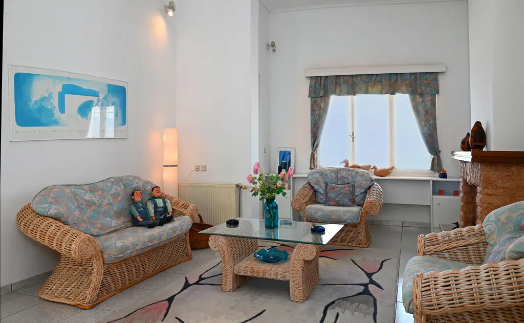 Villa Of 350 M² In Attica