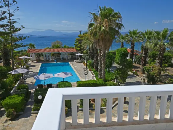 Villa Of 350 M² In Attica