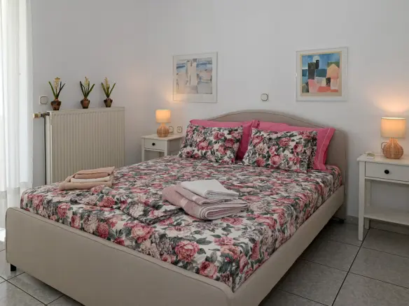 Villa Of 350 M² In Attica
