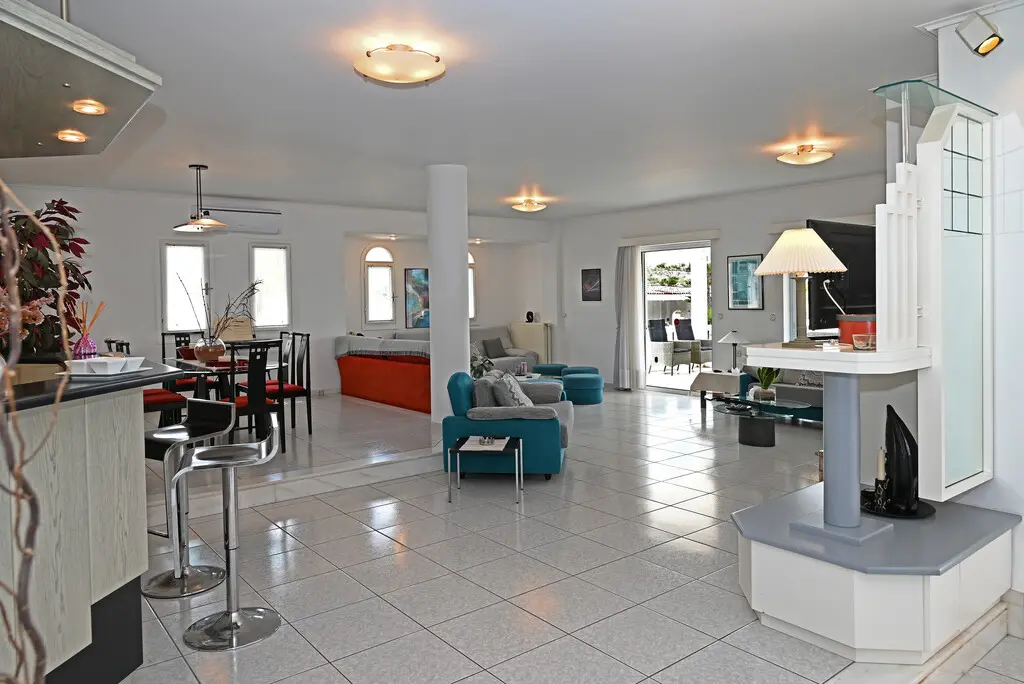 Villa Of 350 M² In Attica