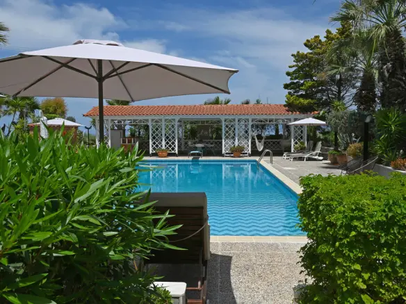Villa Of 350 M² In Attica