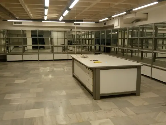 Commercial Property Of 560 M² In Athens