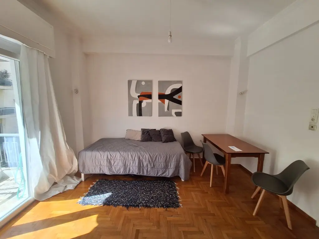 Flat Of 72 M² In Athens