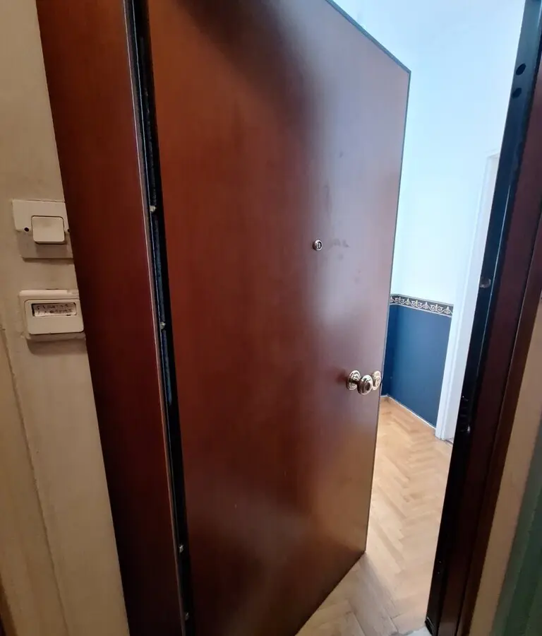 Flat Of 72 M² In Athens