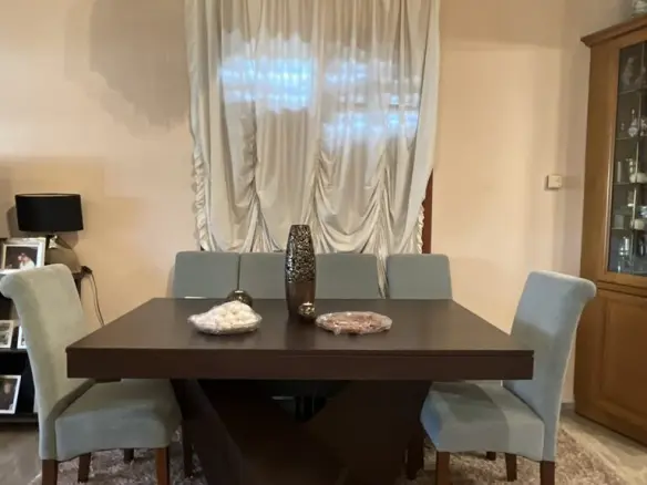 Flat Of 120 M² In Athens