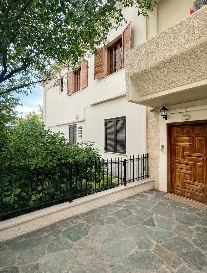 Flat Of 120 M² In Athens