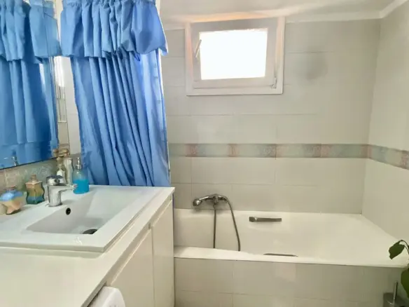 Flat Of 120 M² In Athens