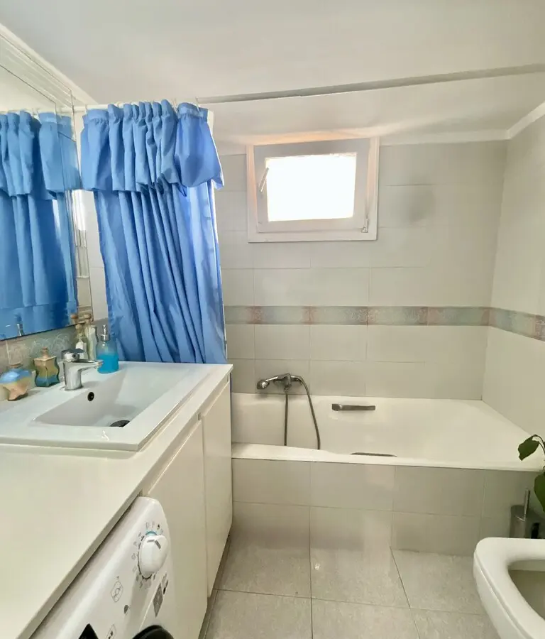 Flat Of 120 M² In Athens