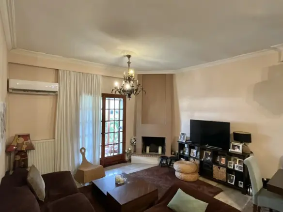 Flat Of 120 M² In Athens