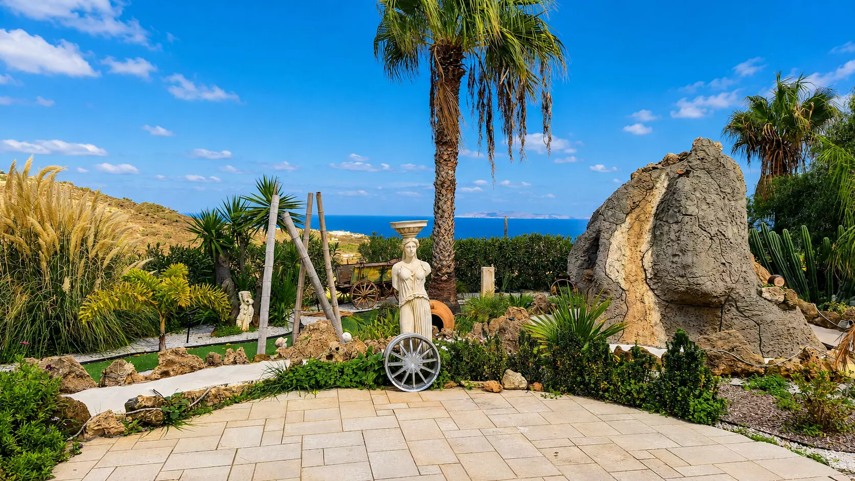 Estate Of 7 Bedrooms With Pool And Guest House In Agia Pelagia, Heraklion