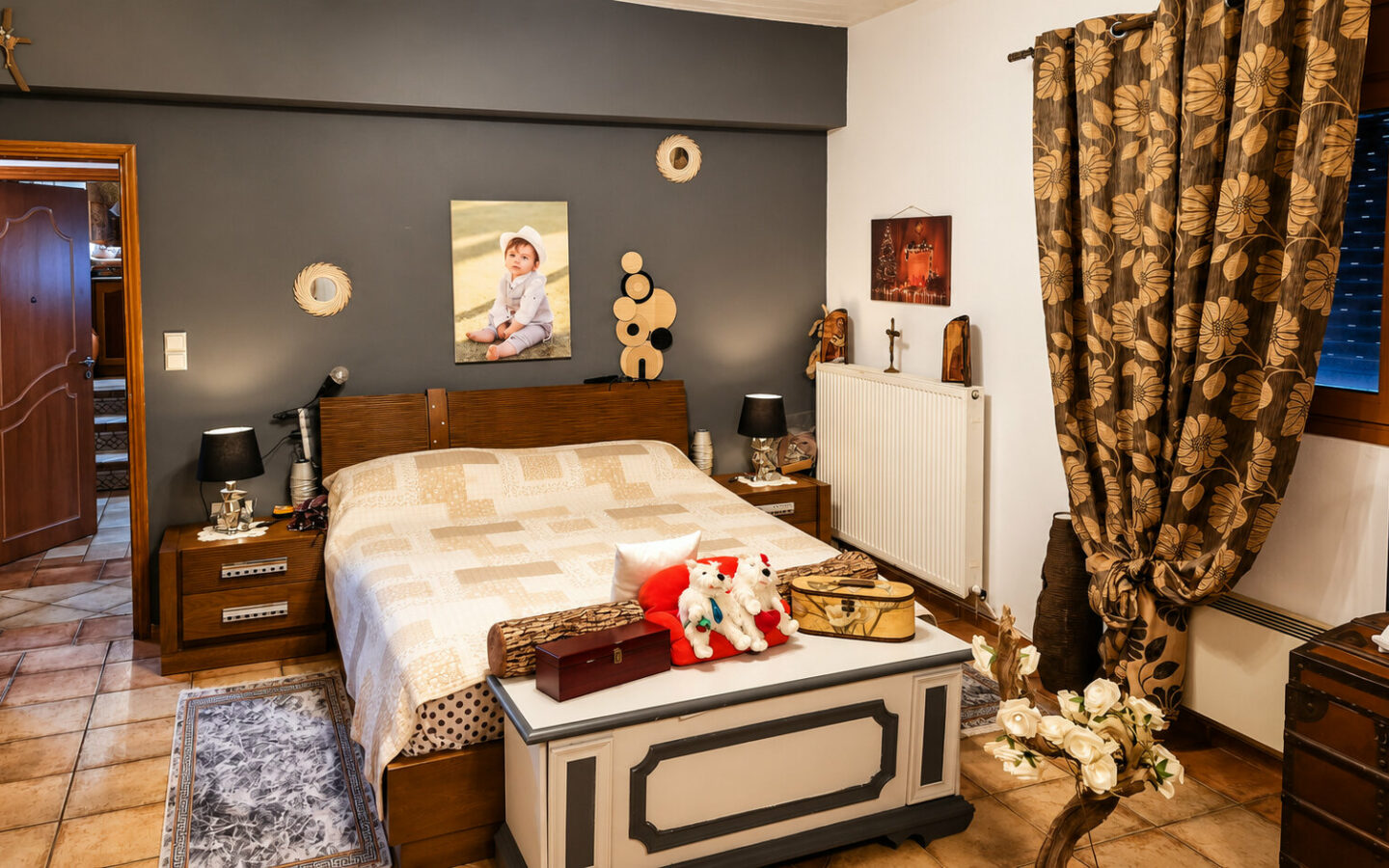 Elegant 7-bedroom Estate With Pool, Guest House & Sea Views Near Agia Pelagia, Heraklion