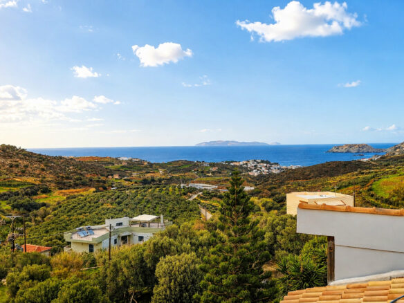 Elegant 7-bedroom Estate With Pool, Guest House & Sea Views Near Agia Pelagia, Heraklion