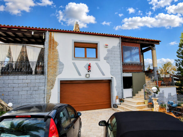 Elegant 7-bedroom Estate With Pool, Guest House & Sea Views Near Agia Pelagia, Heraklion