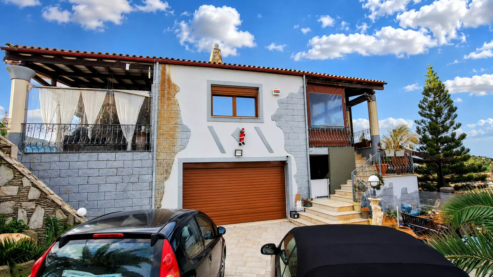 Estate Of 7 Bedrooms With Pool And Guest House In Agia Pelagia, Heraklion