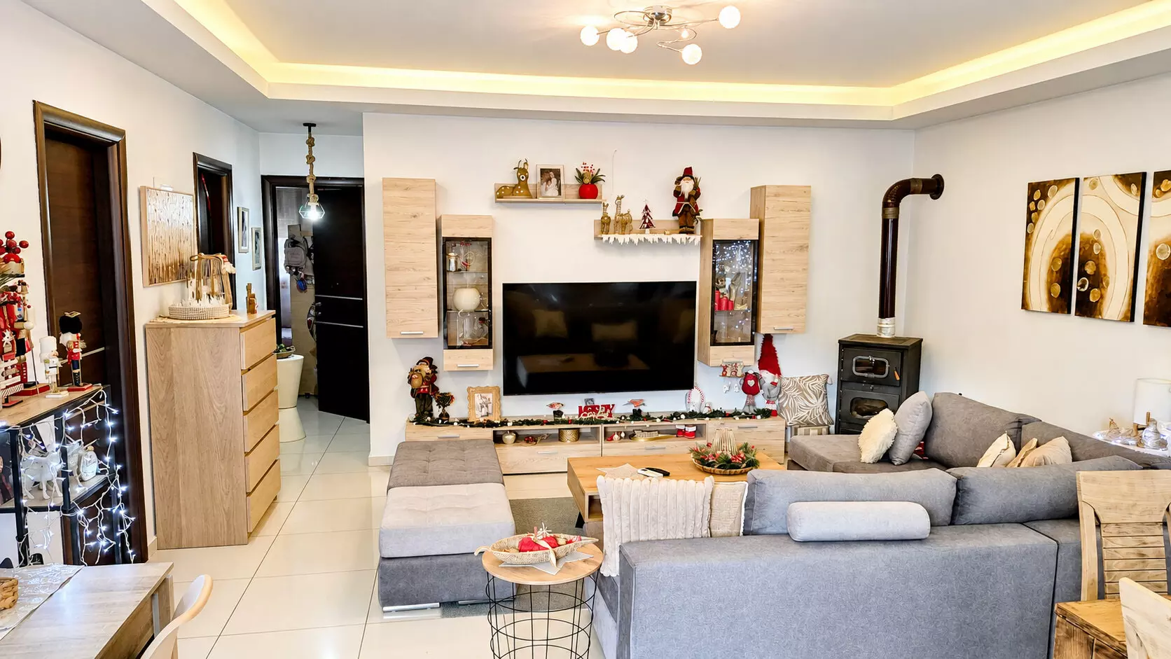 Estate Of 7 Bedrooms With Pool And Guest House In Agia Pelagia, Heraklion
