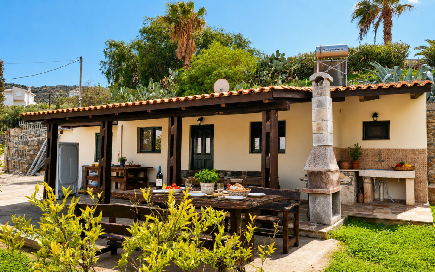 Elegant 7-bedroom Estate With Pool, Guest House & Sea Views Near Agia Pelagia, Heraklion