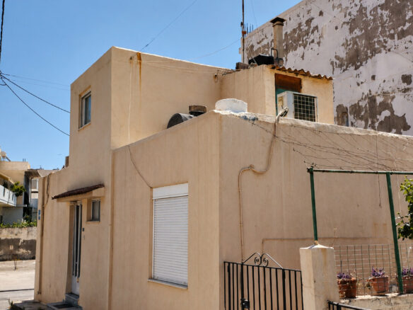 2–3 Bedroom House In Kaminia, Heraklion City, Crete