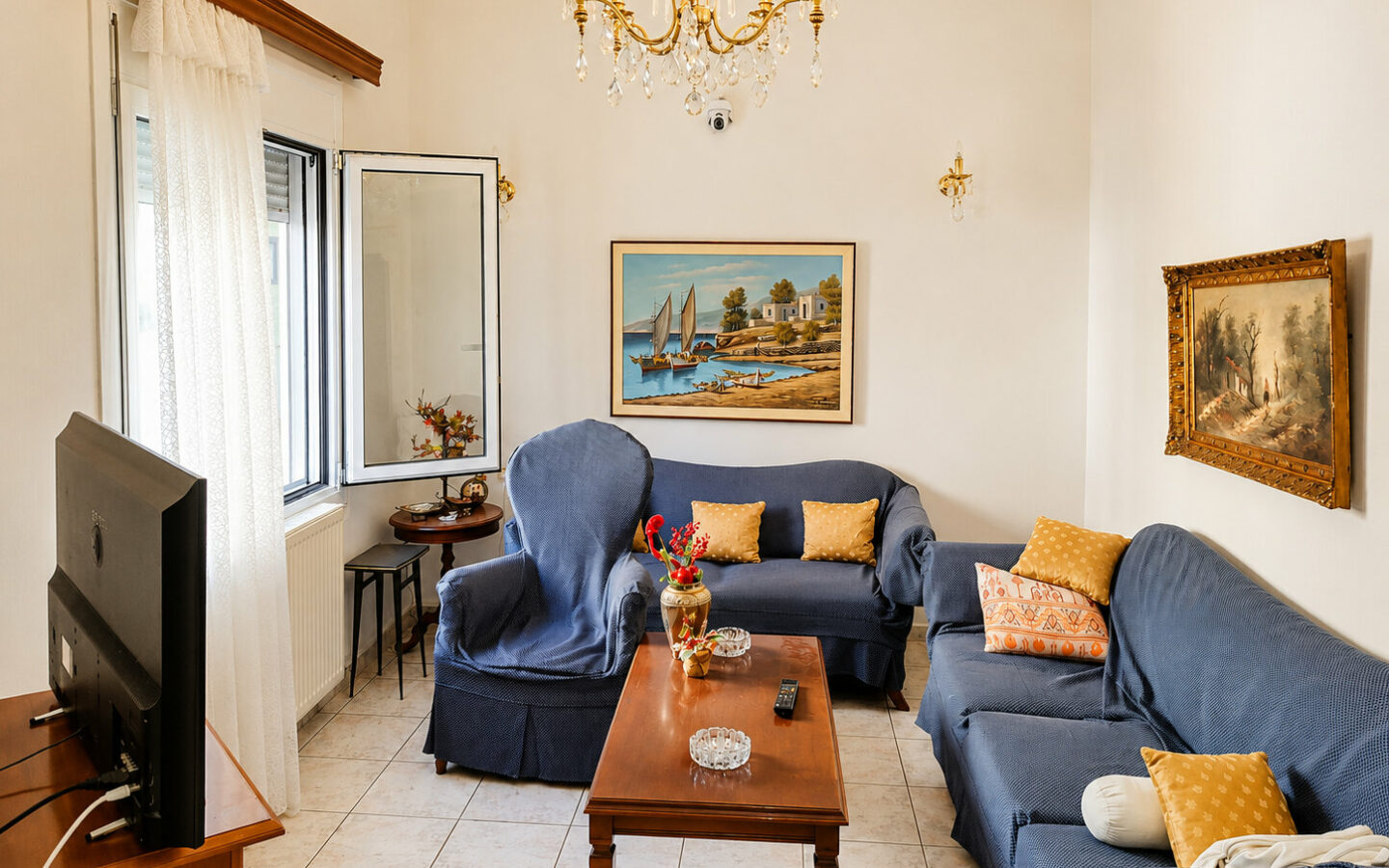 2–3 Bedroom House In Kaminia, Heraklion City, Crete