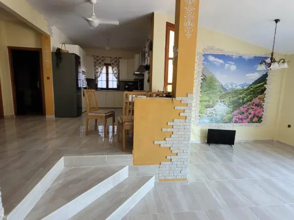 Detached House Of 200 M² In The Suburbs Of Thessaloniki
