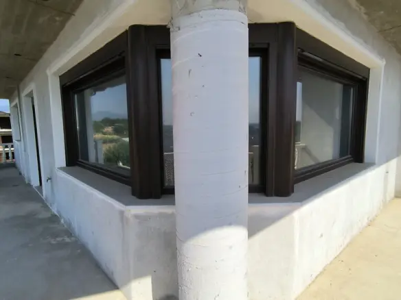 Complex Of 510 M² On The Olympic Coast
