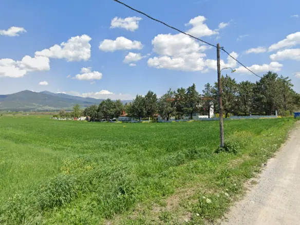 Land Of 4650 M² In The Suburbs Of Thessaloniki
