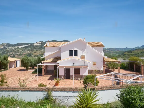 Apartment Of 430 M² In Olvera, Andalusia