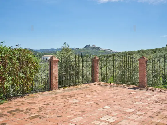 Apartment Of 430 M² In Olvera, Andalusia