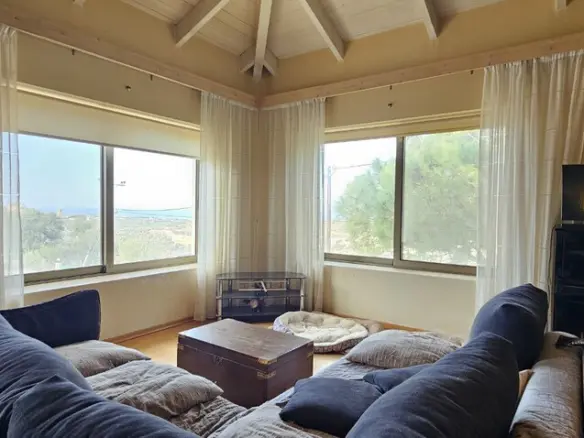 Detached House Of 262 M² In Crete