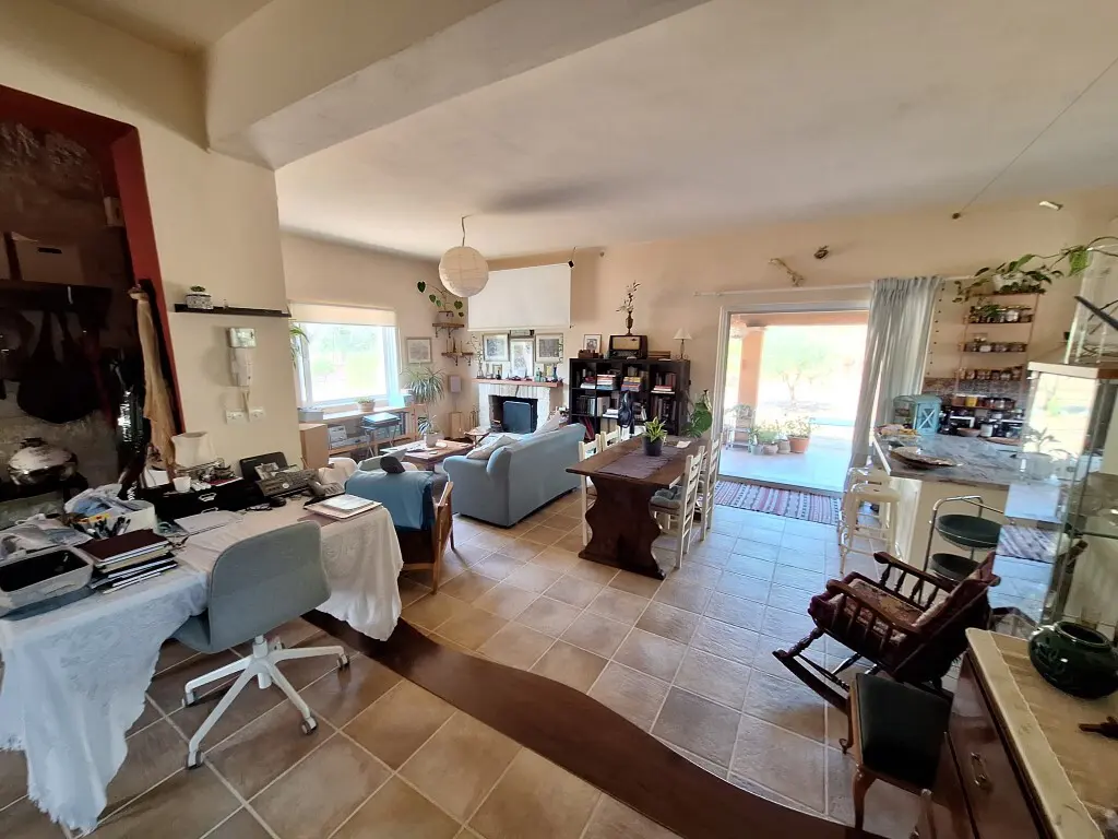 Detached House Of 200 M² In Corfu