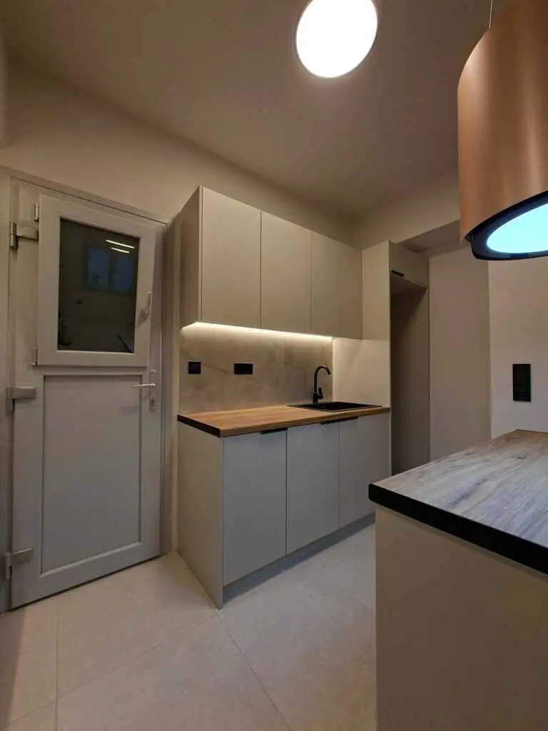 Стан од 65 м² во Атина