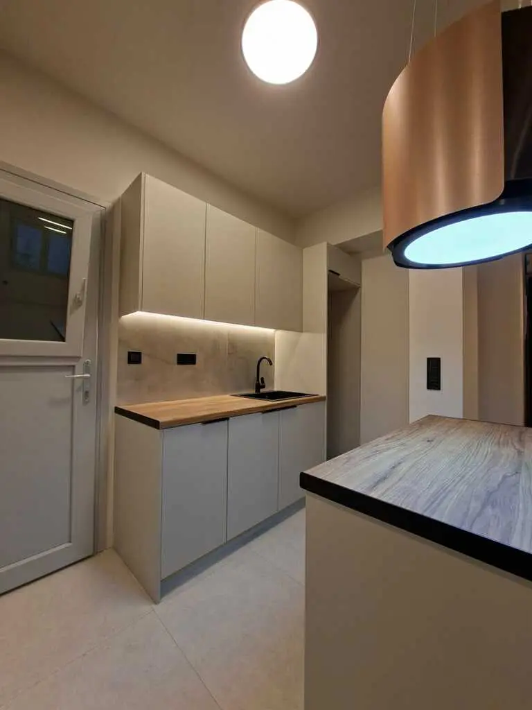 Стан од 65 м² во Атина