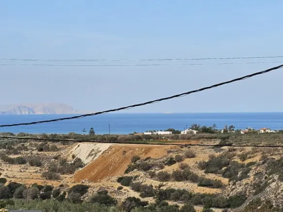 Land Of 719 M² In Crete