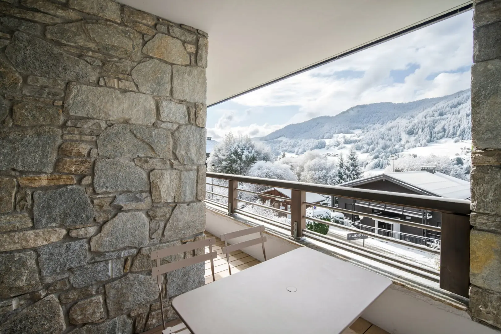 2 Bedroom Ski Apartment In Megeve, Haute-savoie Region